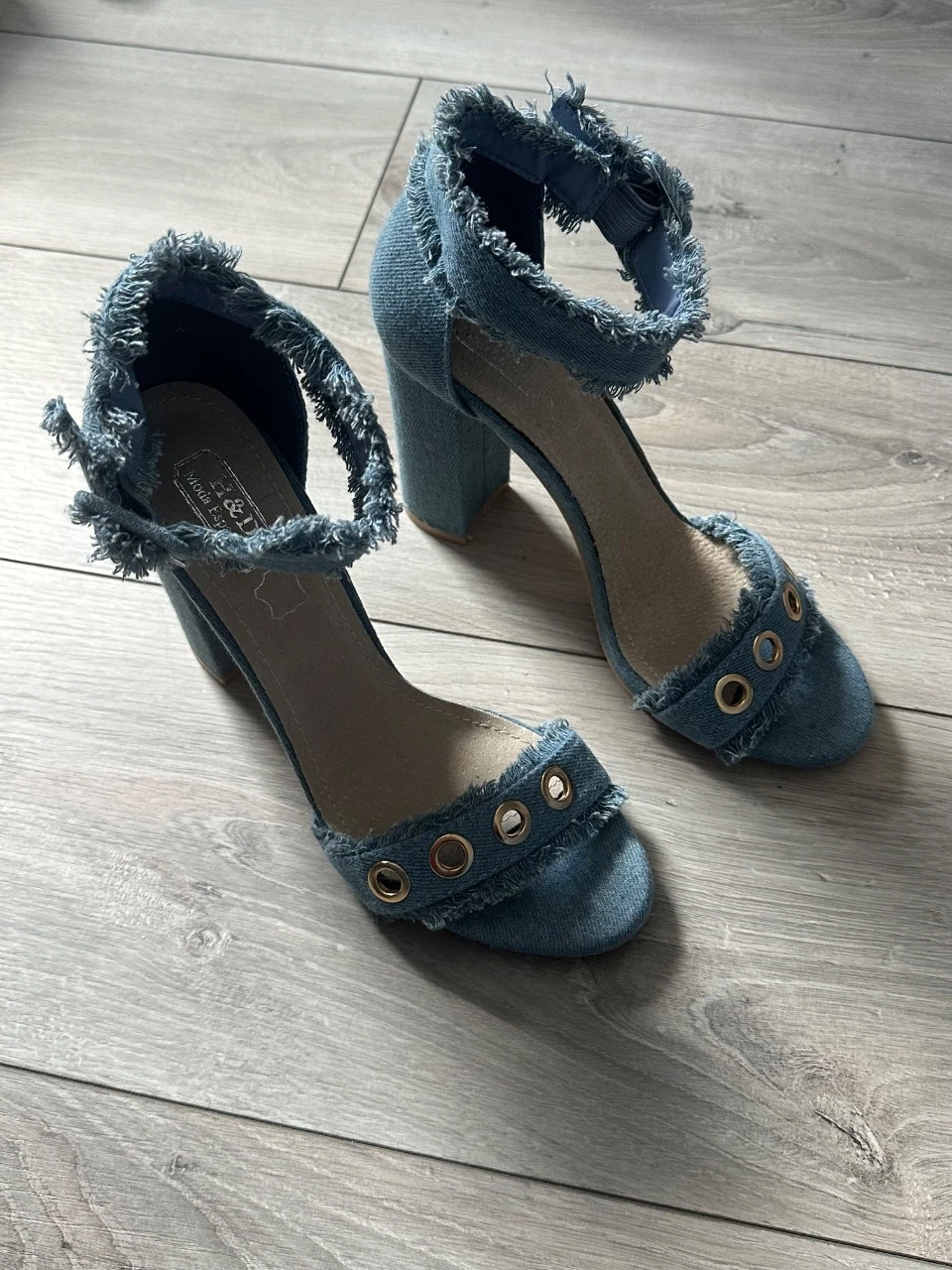 Sandales à talons blocs en jean bleu - Talons 10cm-Style Y2K - T39 - Comme neuve